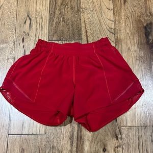 lulu hotty hot shorts!!